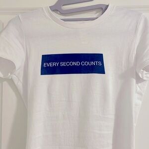 “Every Second Counts” white T-shirt from the Bear